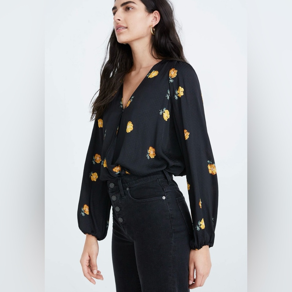 ❌SOLD❌ Madewell Bubble Sleeve Wrap Top - small